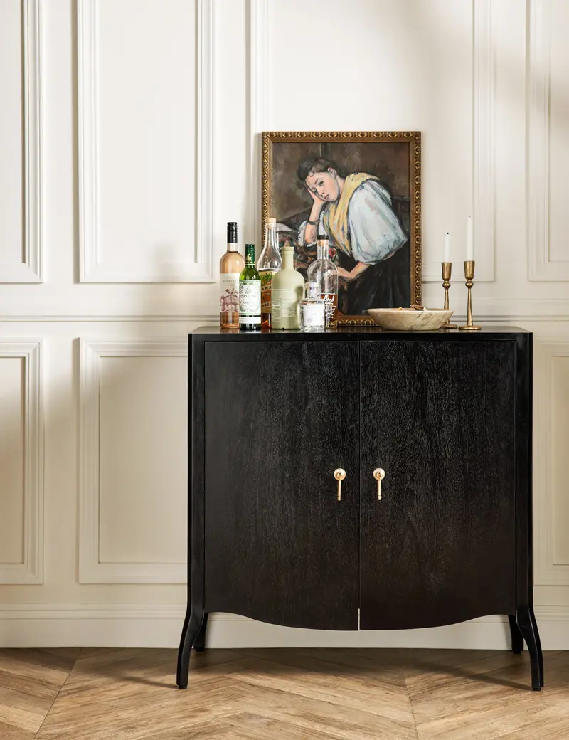 Anabella Bar Cabinet – Modern Storage Solution 1