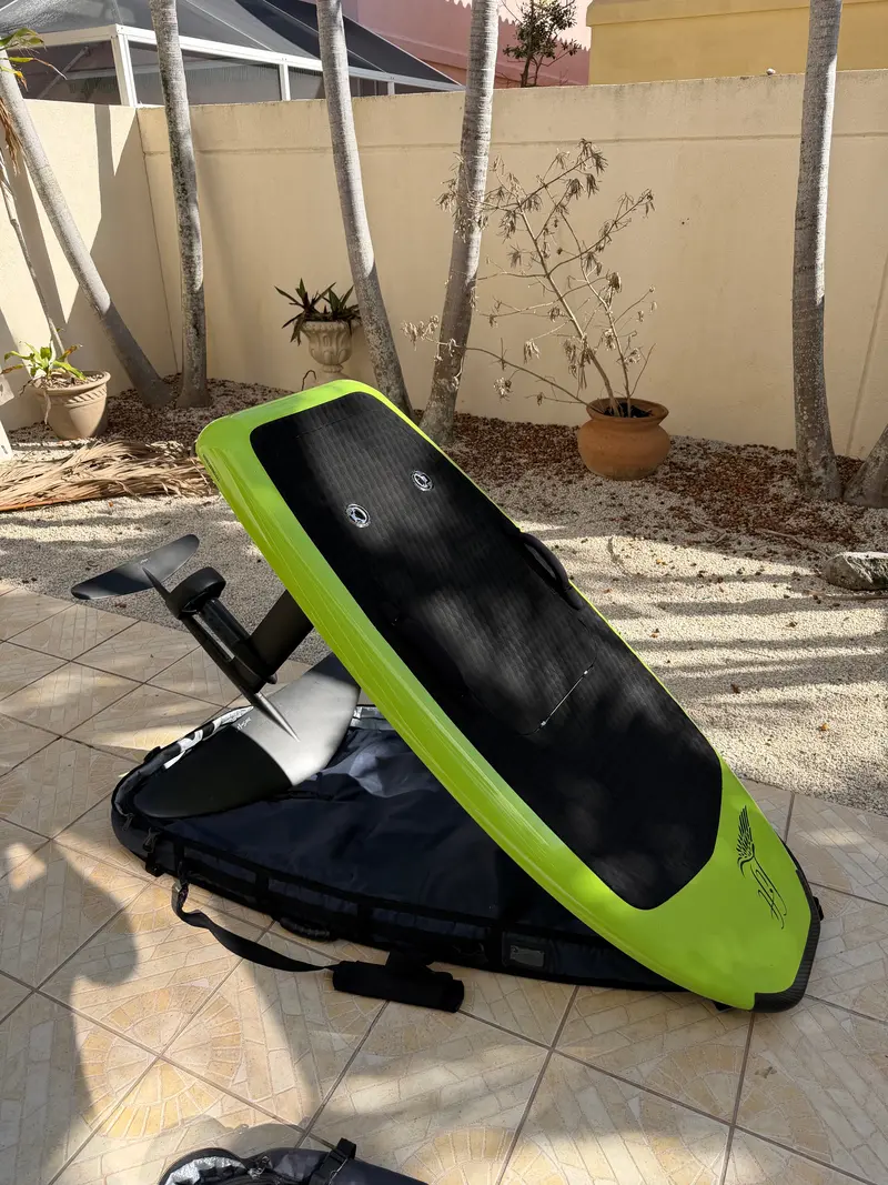Certified Pre-Owned Lift4 Efoil – 5'4" Lime Light Green 1