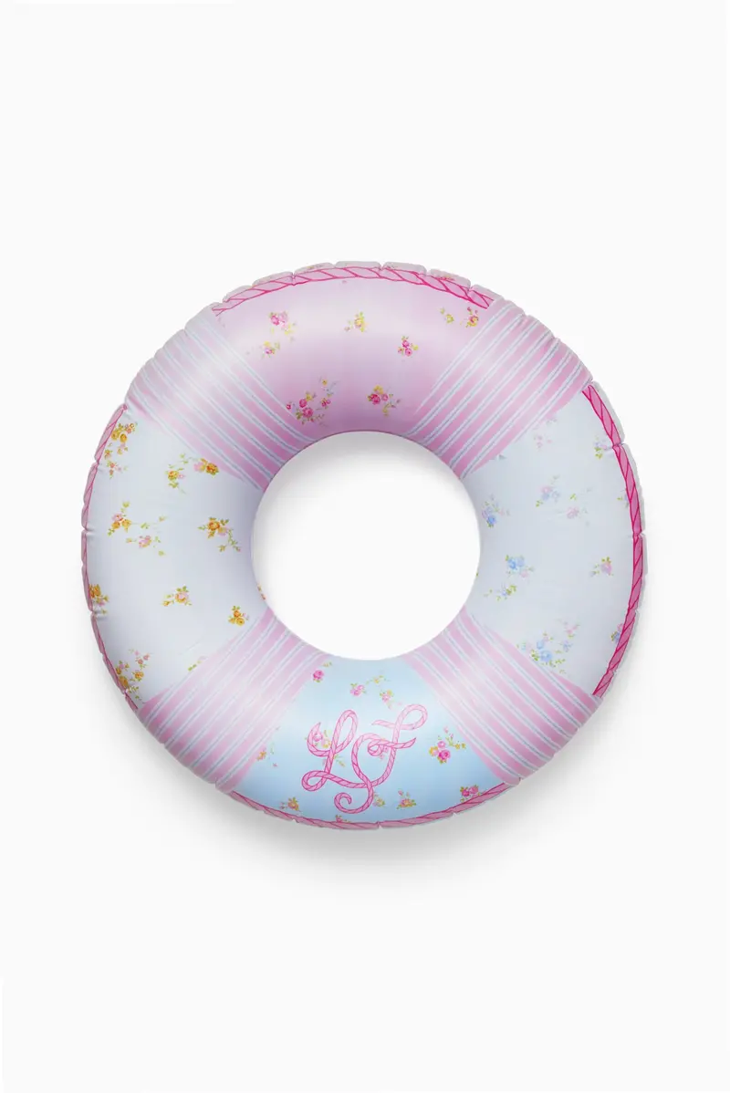 Heirloom-Print Beach Club Pool Float 1