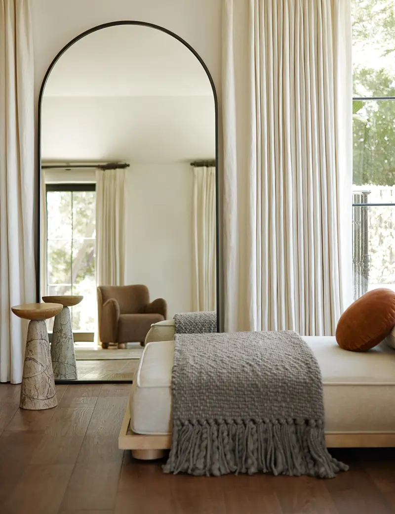 Idris Floor-To-Ceiling Standing Mirror 1