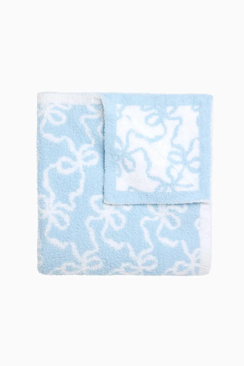 Teddy Bow Blanket In Blue Moon – Cozy Plush Throw With Bow Detail 1