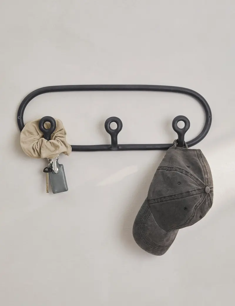 Trio Minimalist Wall-Mounted Coat Rack – Sin Design 1